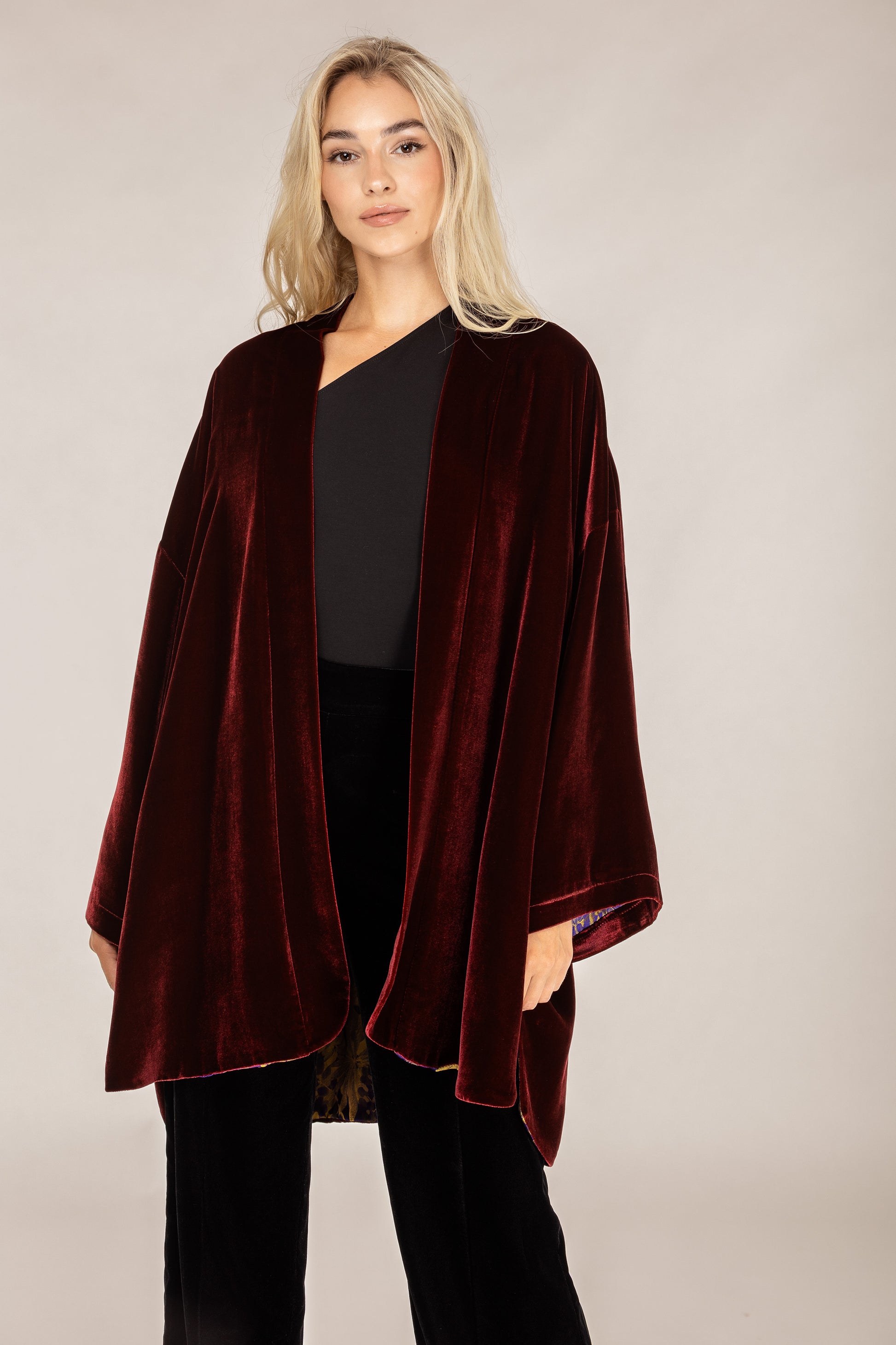 Reversible kimono