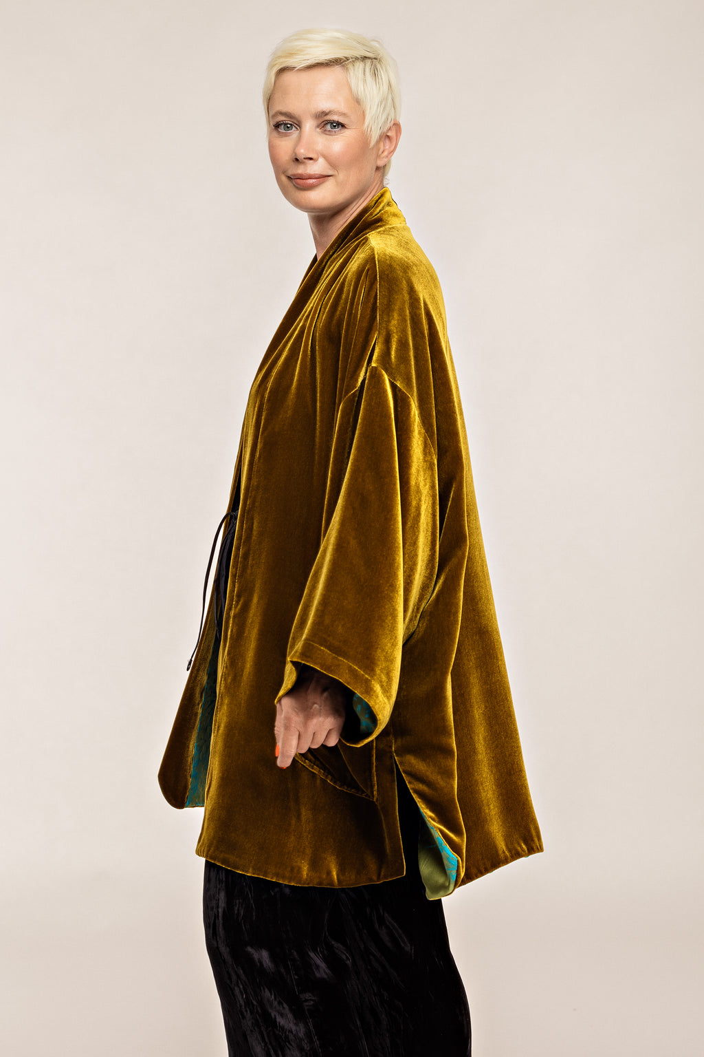 Reversible kimono