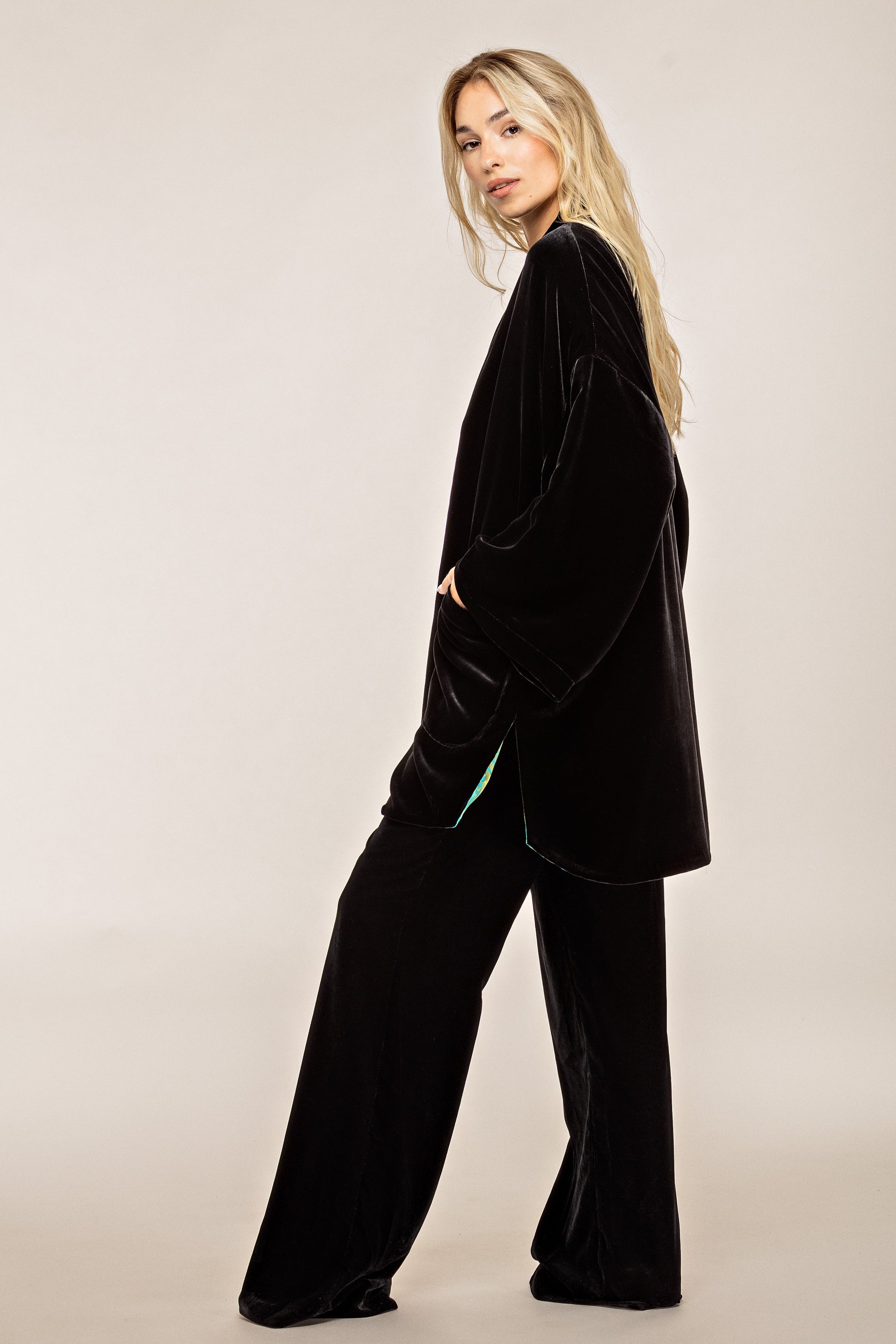 Reversible kimono