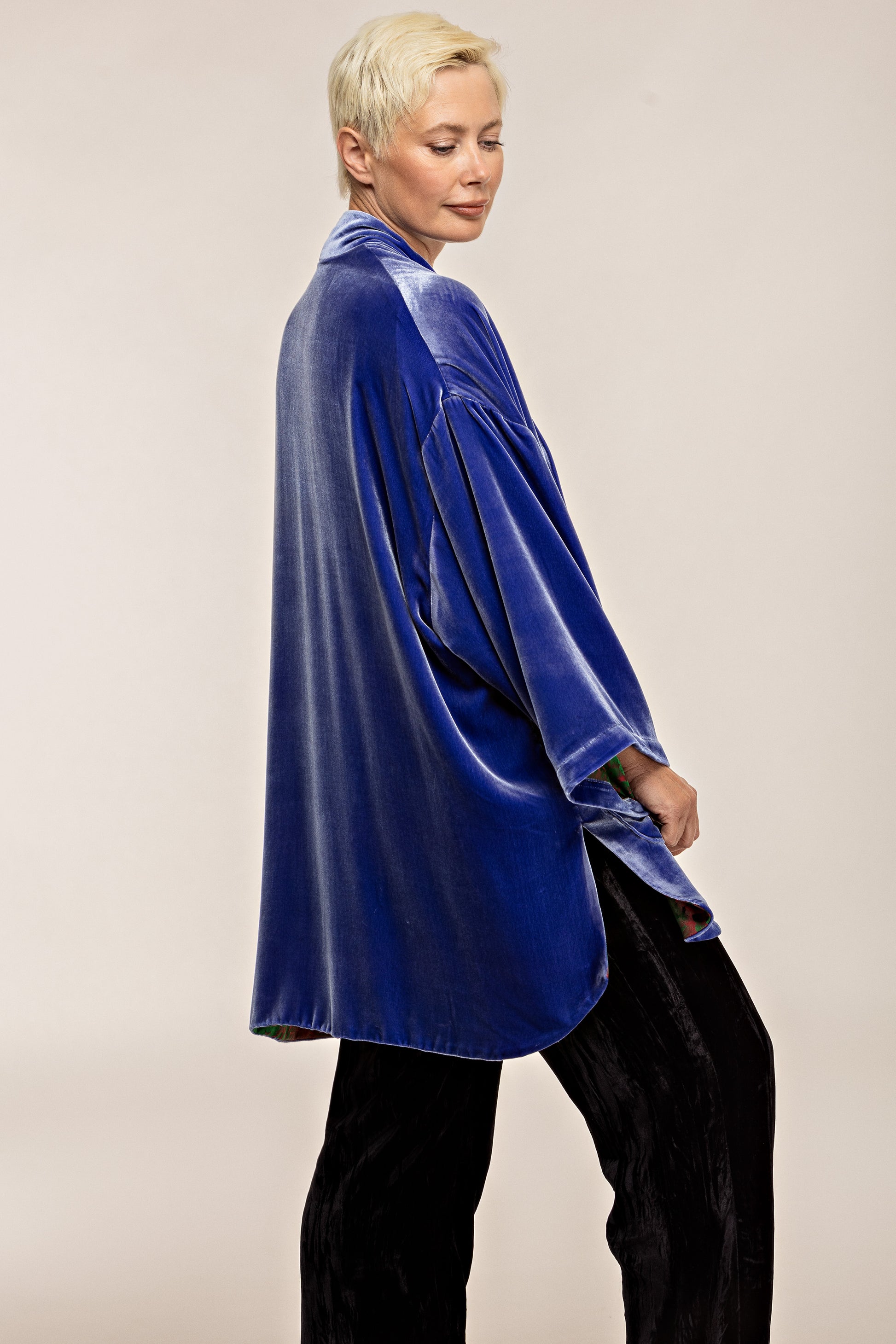 Reversible kimono